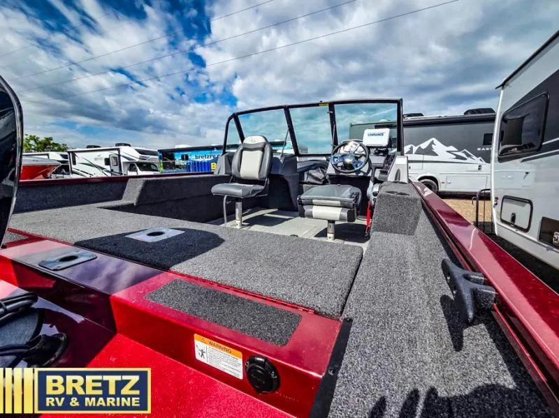 Slide: The Image of 2025 Machine Walk Thru FM 1625 WT boat interior at Bretz RV & Marine dealership. - 11