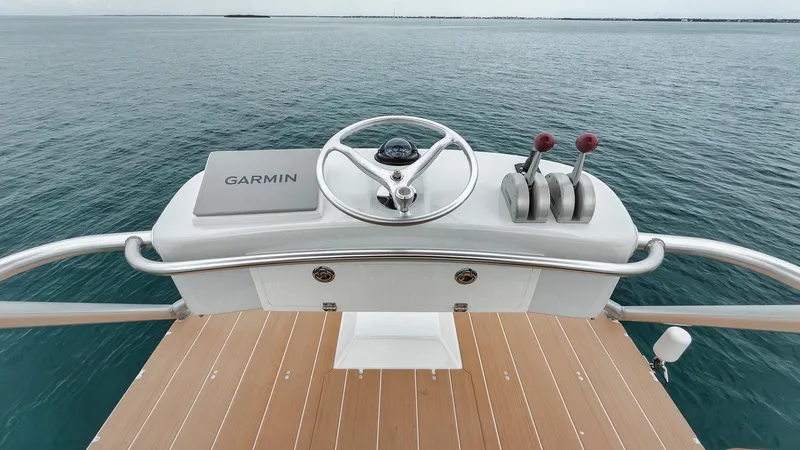 Slide: The Image of Viking 65 Convertible 2001 - 117