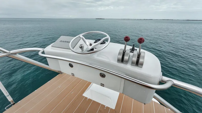 Slide: The Image of Viking 65 Convertible 2001 - 119