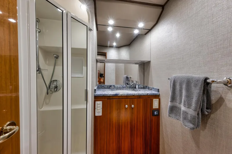 Slide: The Image of Viking 65 Convertible 2001 - 70