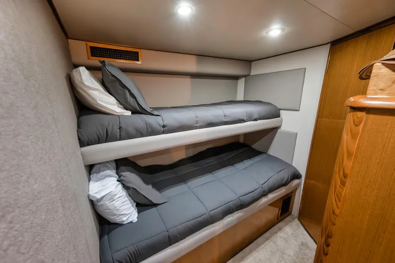 Slide: The Image of Viking 65 Convertible 2001 - 72