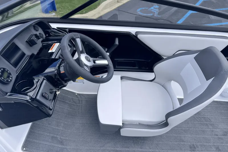 Slide: The Image of Yamaha AR190 2025 - 13