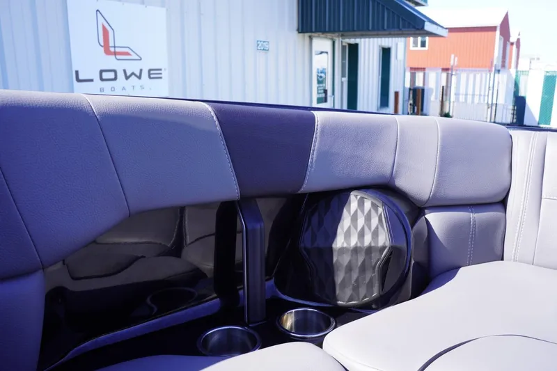 Slide: The Image of Malibu Wakesetter 23 LSV 2022 - 66