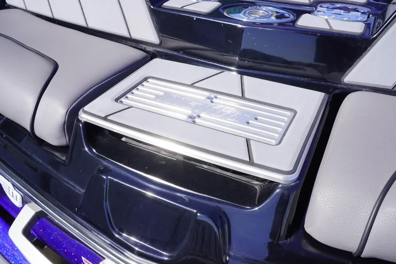 Slide: The Image of Malibu Wakesetter 23 LSV 2022 - 77