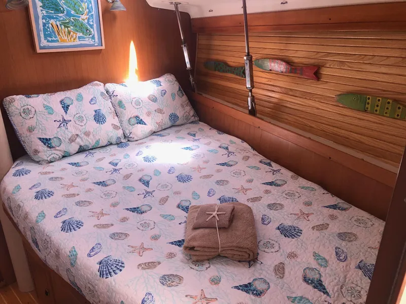 Slide: The Image of Fwd pullman double berth - 10