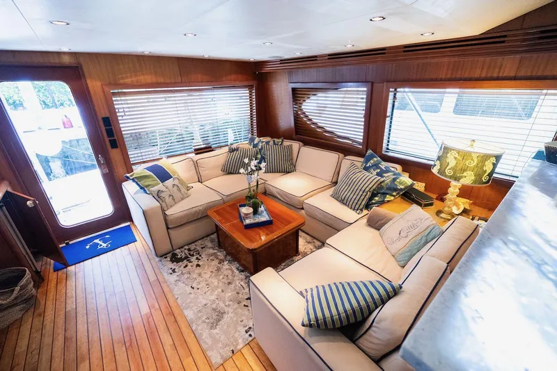 Slide: The Image of Salon - Portside - 3