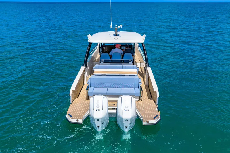 Slide: The Image of Saxdor 320 GTO 2026 on open sea, rear view. - 13