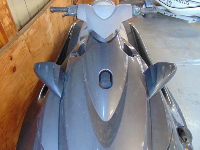 Slide: The Image of 2014 Yamaha WaveRunner VX jet ski in storage, top view. - 4