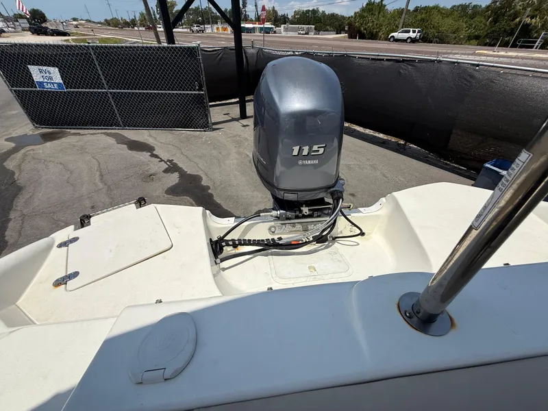 Slide: The Image of NauticStar 203DC Sport Deck 2014 - 56