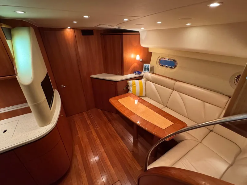 Slide: The Image of Tiara 4300 Sovran 2006 - 13