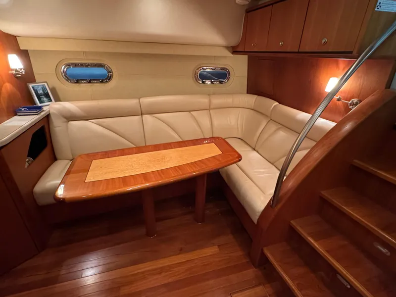 Slide: The Image of Tiara 4300 Sovran 2006 - 19