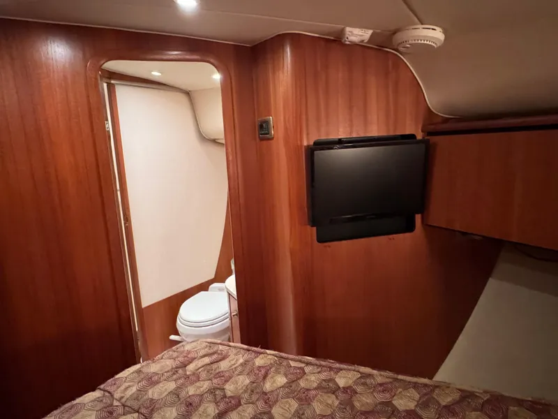 Slide: The Image of Tiara 4300 Sovran 2006 - 23