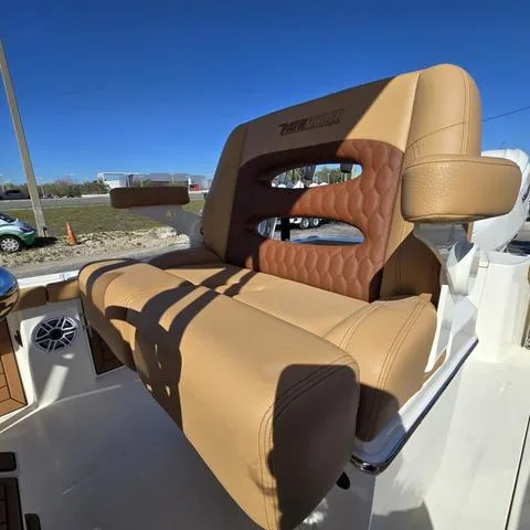 Slide: The Image of Pathfinder 2400 Open 2025 - 27