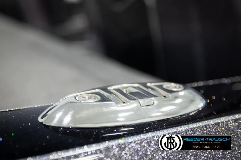 Slide: The Image of Ranger Z 521R 2023 - 65