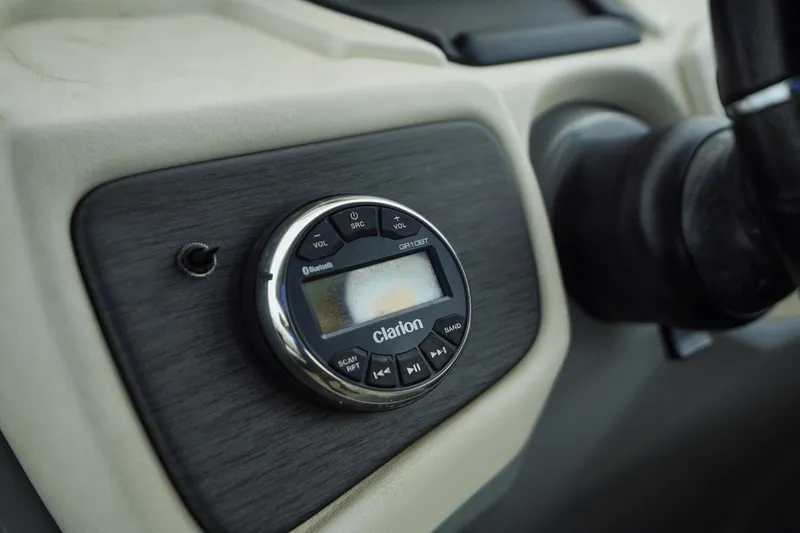 Slide: The Image of Veranda 22 VP RF 2019 - 24