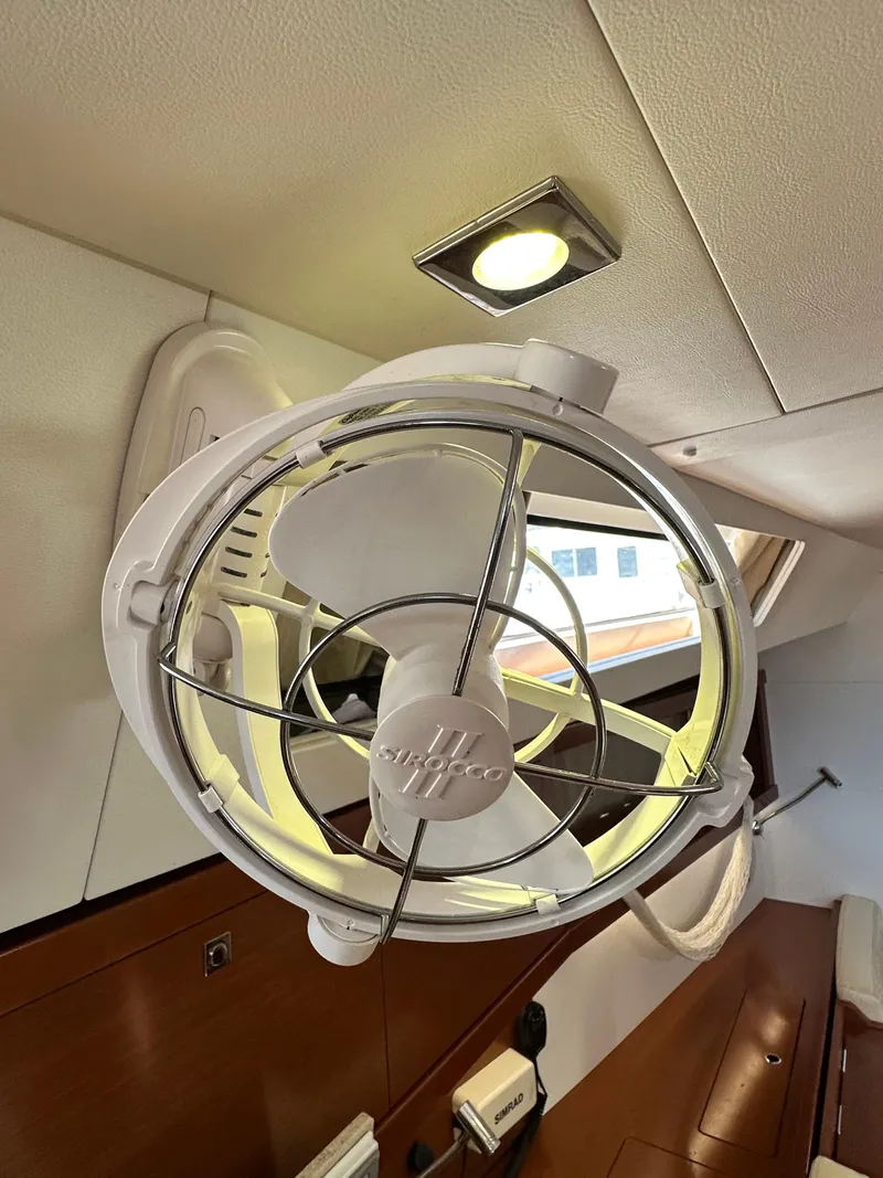 Slide: The Image of Beneteau Oceanis 41 2012 - 63