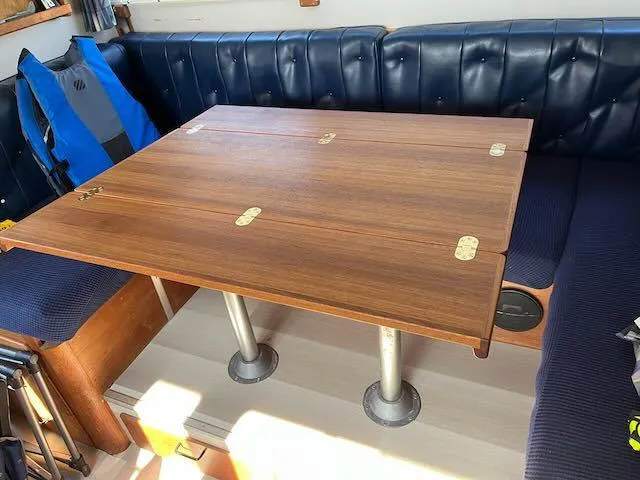 Slide: The Image of Tollycraft 30 Sport 1988 - 20