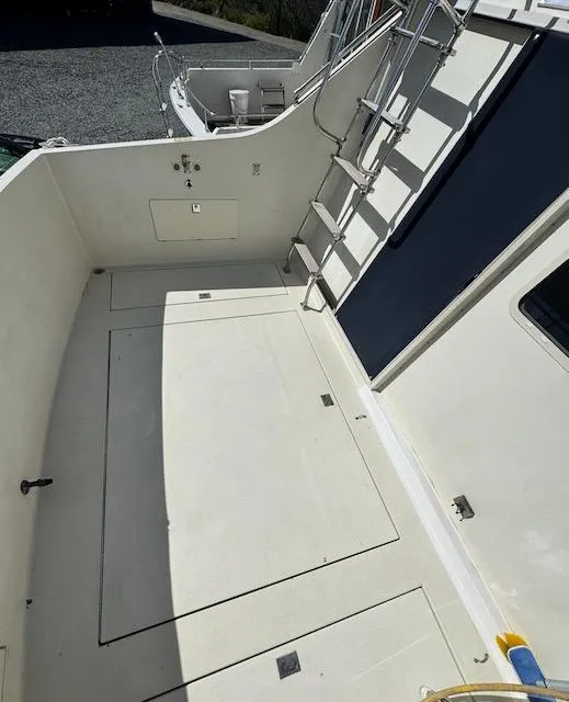 Slide: The Image of Tollycraft 30 Sport 1988 - 4