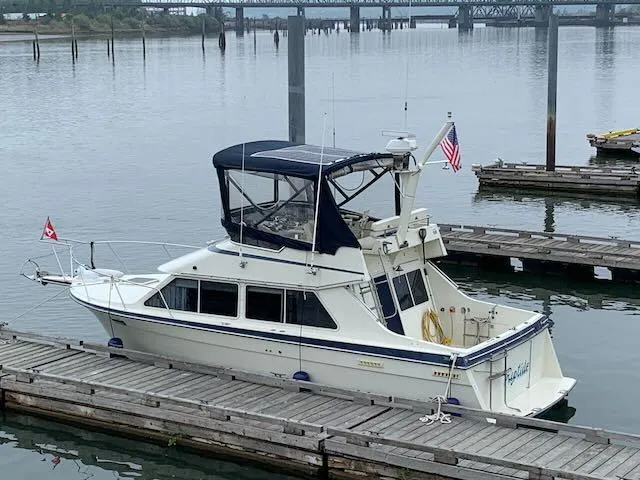 Slide: The Image of Tollycraft 30 Sport 1988 - 44