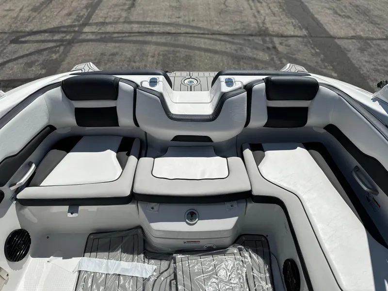 Slide: The Image of 2025 Yamaha Boats 195S interior with sleek seating and modern design. - 15