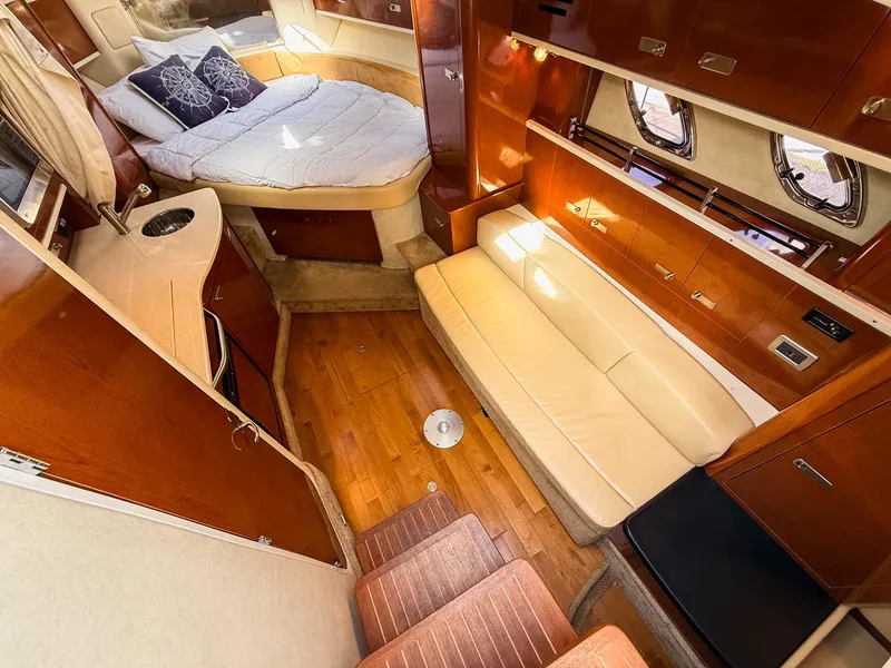 Slide: The Image of Sea Ray 330 Sundancer 2010 - 28