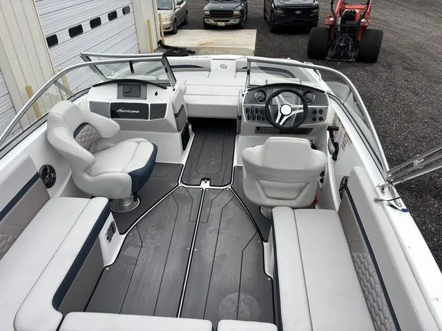 Slide: The Image of Hurricane SunDeck 217 OB 2025 - 10