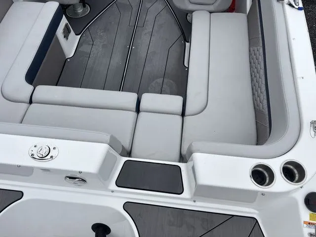 Slide: The Image of Hurricane SunDeck 217 OB 2025 - 12