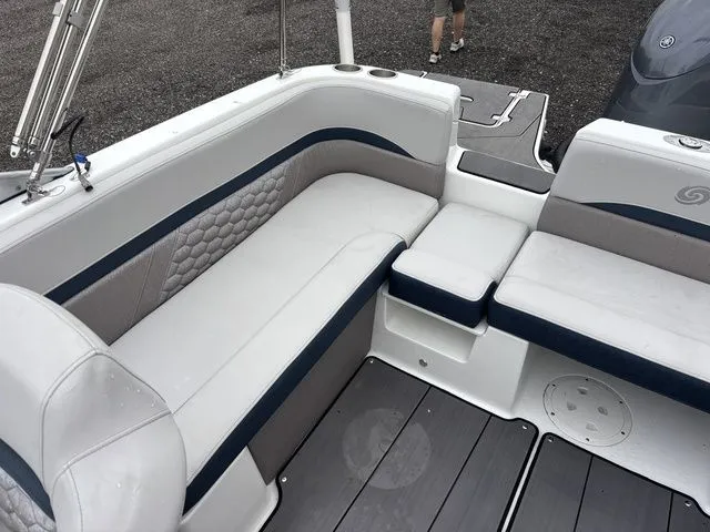 Slide: The Image of Hurricane SunDeck 217 OB 2025 - 25