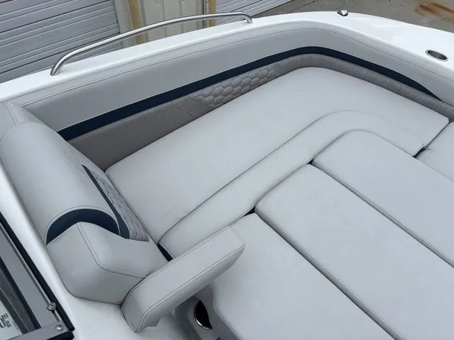 Slide: The Image of Hurricane SunDeck 217 OB 2025 - 31