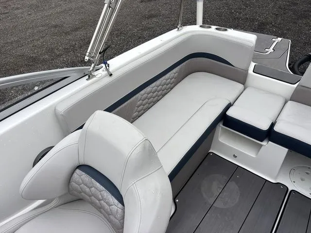 Slide: The Image of Hurricane SunDeck 217 OB 2025 - 32