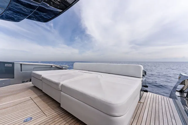 Slide: The Image of Riva 76' Bahamas Super 2025 - 43
