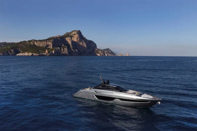 Slide: The Image of Riva 76' Bahamas Super 2025 - 8