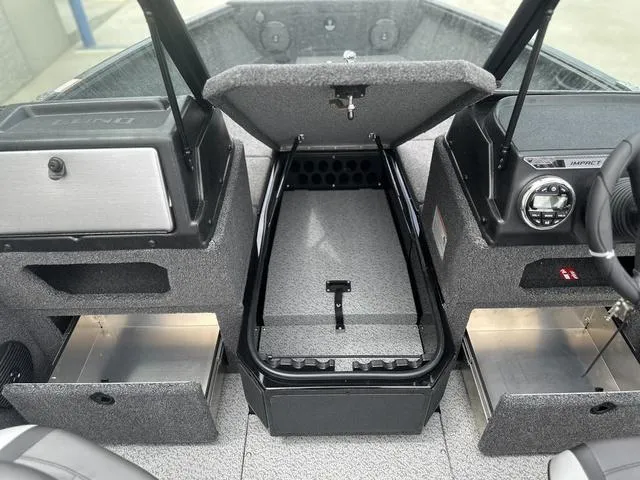 Slide: The Image of Lund 1875 Impact XS Sport 2025 - 18