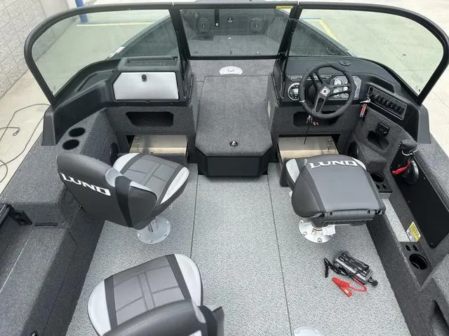 Slide: The Image of Lund 1875 Impact XS Sport 2025 - 20