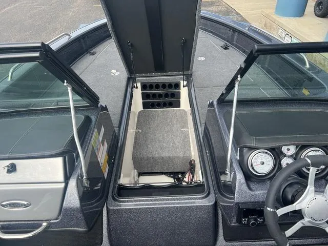 Slide: The Image of Lund 219 Pro-V GL Sport 2024 - 23