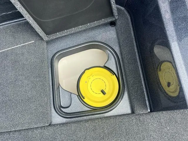 Slide: The Image of Lund 219 Pro-V GL Sport 2024 - 25