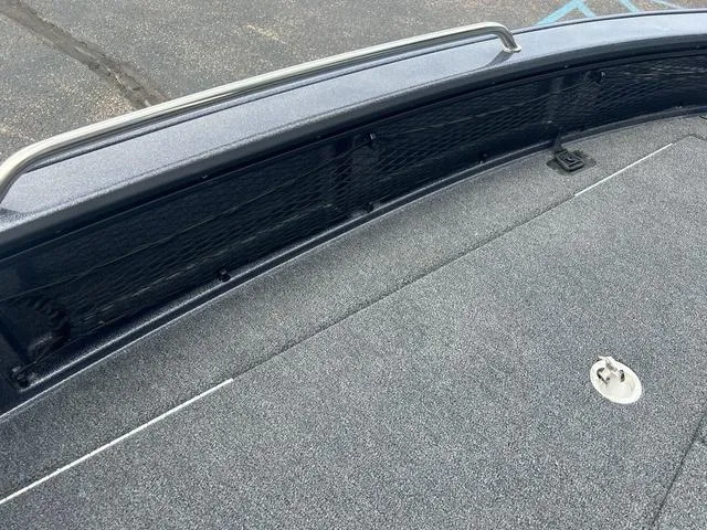 Slide: The Image of Lund 219 Pro-V GL Sport 2024 - 29