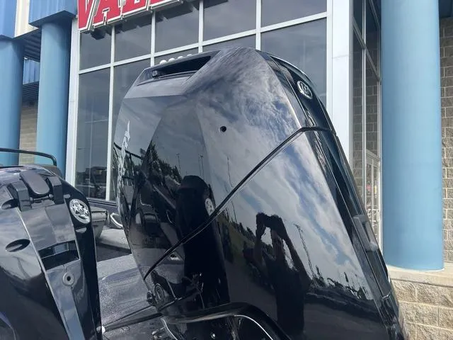 Slide: The Image of Lund 219 Pro-V GL Sport 2024 - 5