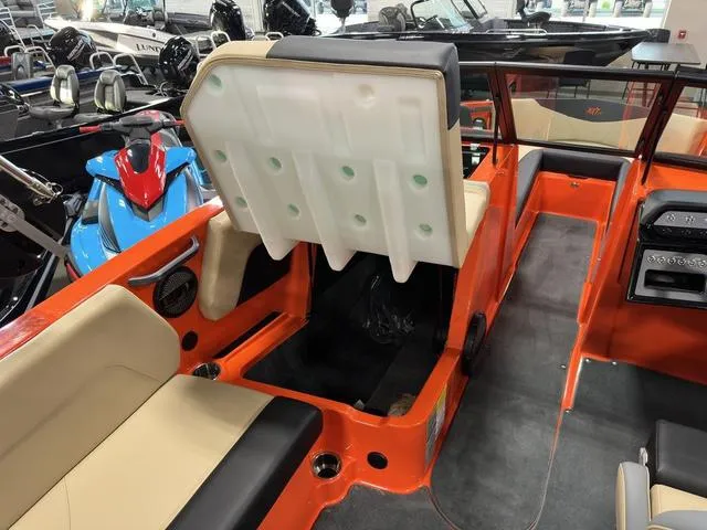 Slide: The Image of MasterCraft NXT23 2025 - 34