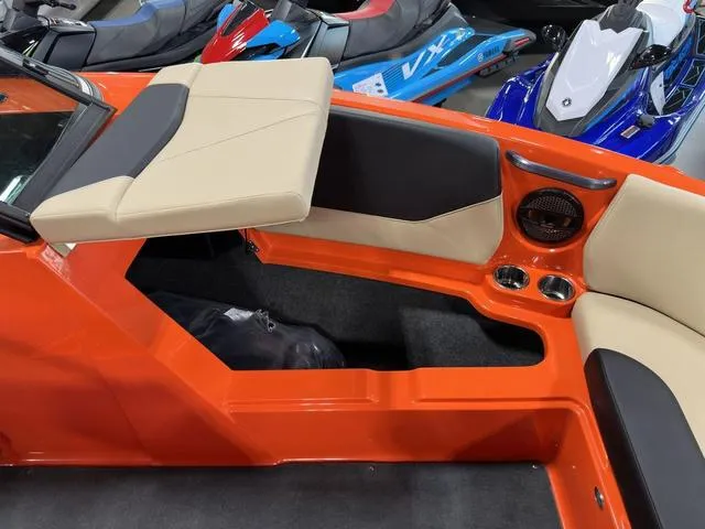 Slide: The Image of MasterCraft NXT23 2025 - 76