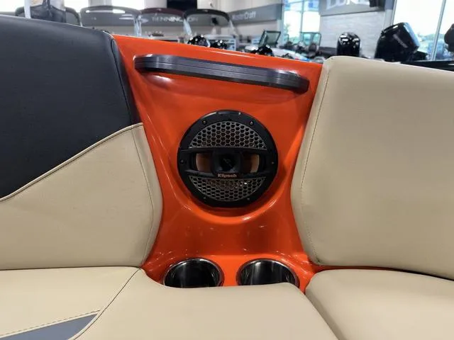 Slide: The Image of MasterCraft NXT23 2025 - 81