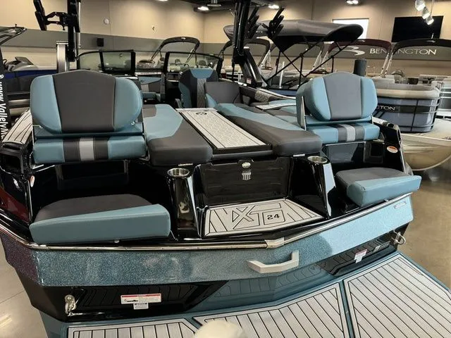 Slide: The Image of MasterCraft XT24 2025 - 10