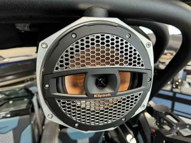 Slide: The Image of MasterCraft XT24 2025 - 16