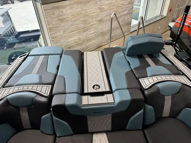 Slide: The Image of MasterCraft XT24 2025 - 19