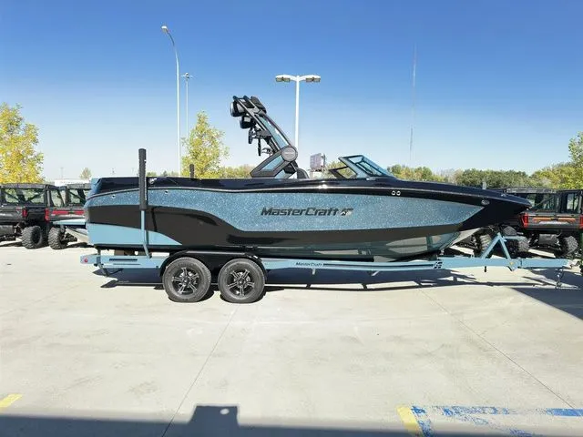 Slide: The Image of MasterCraft XT24 2025 - 2