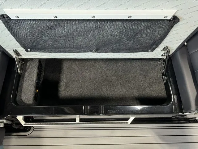 Slide: The Image of MasterCraft XT24 2025 - 25