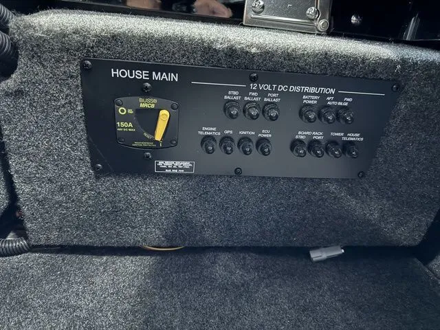 Slide: The Image of MasterCraft XT24 2025 - 26