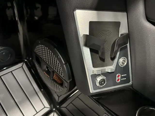 Slide: The Image of MasterCraft XT24 2025 - 32