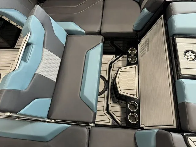 Slide: The Image of MasterCraft XT24 2025 - 49