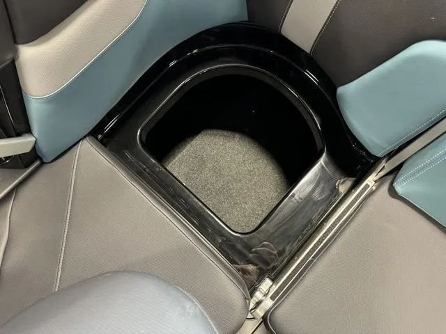 Slide: The Image of MasterCraft XT24 2025 - 55